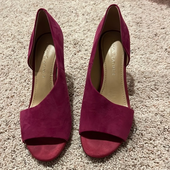 Gibson Latimer | Shoes | Gibson Latimer Fuchsia Open Toed Pumps Size ...